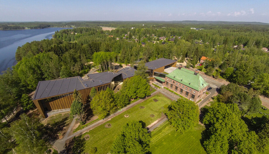 Serlachius-museot avaa oman bussilinjan Tampereelta Mänttä-Vilppulaan