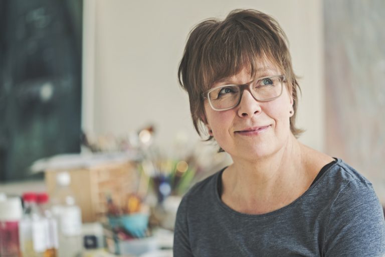 Svenska Kulturfonden jakoi yhdeksän palkintoa – suuri kulttuuripalkinto Susanne Gottbergille